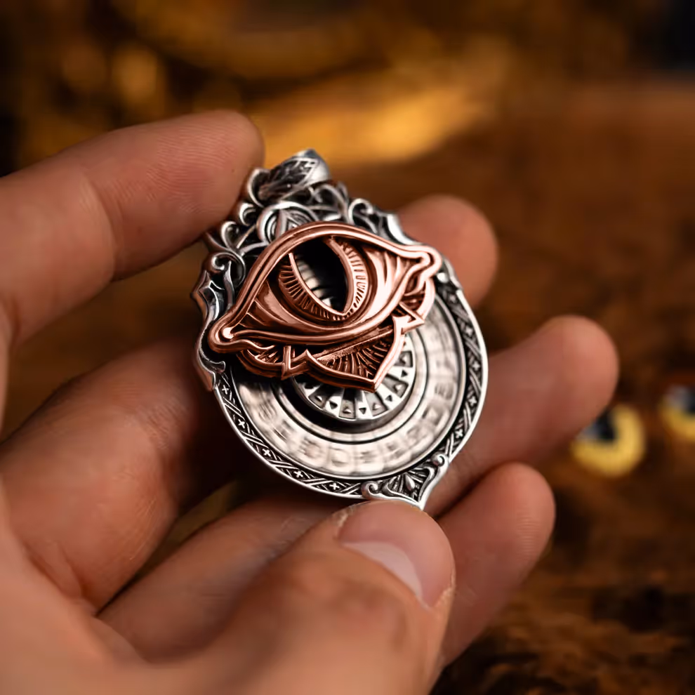 Tarot Vision Pendant detail — craftsmanship close-up